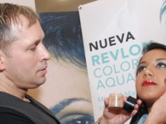 Nueva Revlon ColorStay Aqua Mineral Make Up sc-revlon