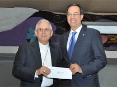 Banco Popular entrega donativo a FUNDASEP sc-fundasep