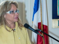 Embajadora se presenta al cuerpo diplomático en Francia sc-embajadora