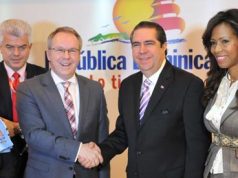 MITUR firma acuerdo para estudio sobre Centro de Convenciones