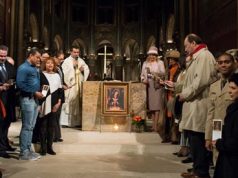 Embajada dominicana lleva a Francia a la Virgen de La Altagracia