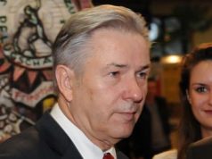 Alcalde de Berlín visita stand dominicano en inicio de ITB