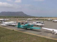 Grupo de diez aviones Fly In aterrizan en Montecristi interesados en sus atractivos turísticos
