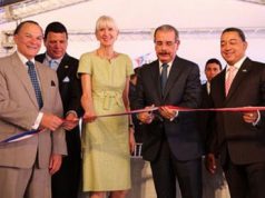 Presidente Danilo Medina inauguró dos centros de control de tránsito aéreo