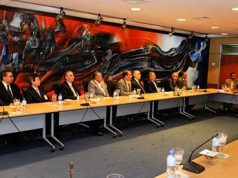 Banco Central y la Unión Nacional de Empresarios pasan revista al desempeño de la economía dominicana