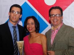 Asociación Internacional de Franquiciatarios de Domino’s otorga el “Golden Frnny” a Domino’s Pizza RD