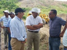 Ministerio de Turismo de la República Dominicana inicia construcción Plaza de los Artesanos de Madera Petrificada de Imbert