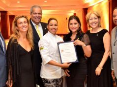Rotary Club Mirador reconoce a la Chef Maria Marte