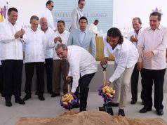 Presidente Danilo Medina encabeza primer picazo del Hotel Excellence El Carmen