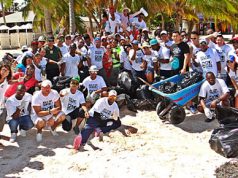 Coco Bongo realizó jornada de limpieza de playas en Costas de Punta Cana