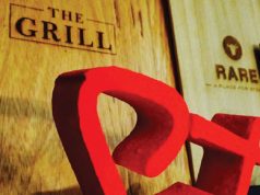 El Diseño en la mesa: Cubiertas de menú personalizadas