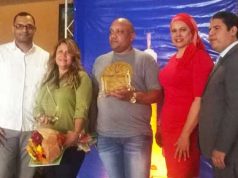 Mitur y Aeropuerto Cibao reciben Pasajero del Año y Dominicano Ausente 2015