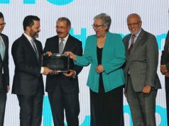 ARS Humano presenta grupo empresarial en celebración de 15vo aniversario