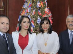 En MIREX encienden árbol de Navidad inspirado en las Naciones