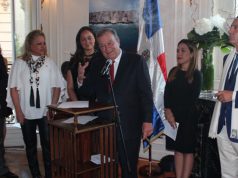 Promueven industria tabaquera criolla en París