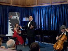 El tenor y diplomático Enrique Pina conquista el público de Roma