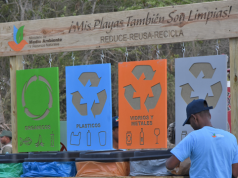 Inician jornada especial de limpieza y adiestramiento sobre recolección de desechos en Boca Chica