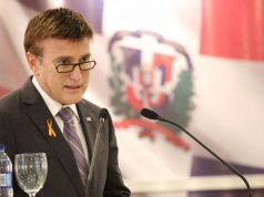 Ex-embajador de USA llama a sus compatriotas a visitar RD