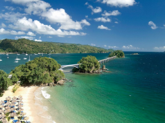 Empresarios de Samaná defienden las bellezas y condiciones de sus playas Empresarios de Samaná defienden las bellezas y condiciones de sus playas