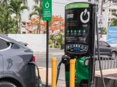 CCN se compromete con la energía limpia y facilita estaciones de carga de vehículos eléctricos para sus clientes CCN se compromete con la energía limpia y facilita estaciones de carga de vehículos eléctricos para sus clientes