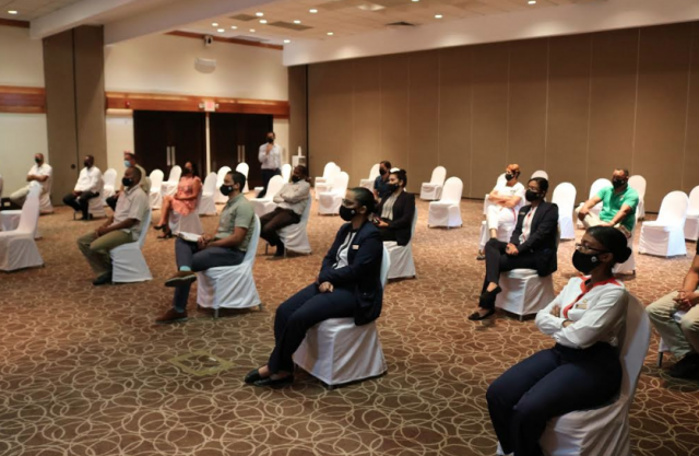 Empresas hoteleras de La Romana y Bayahibe reciben capacitación sobre prevención de eventos climáticos Empresas hoteleras de La Romana y Bayahibe reciben capacitación sobre prevención de eventos climáticos