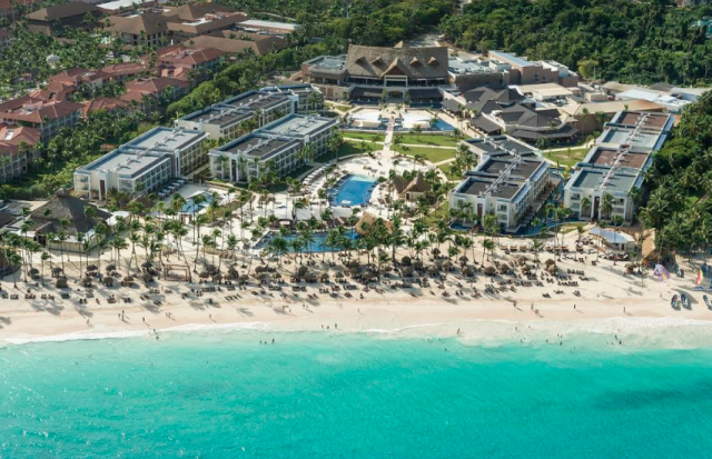 Blue Diamond Resorts reabrirá tres de sus propiedades en RD
