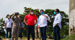 Ministro de turismo anuncia reconstrucción del malecón de San Pedro de Macorís