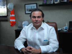 Despegar robustece su presencia en República Dominicana Despegar, la empresa de viajes líder en Latinoamérica, consolida su presencia en República Dominicana, como parte de su objetivo de contribuir con la reactivación y desarrollo de la industria turística en la región. En ese sentido, Despegar ha concretado una alianza estratégica con el empresario turístico local, Juan Tomas Díaz Infante, quien maneja las operadoras mayoristas y receptivas de Gray Line y Best Day, desde hace cinco años. La alianza se deriva de la adquisición de Best Day por parte de Despegar, concretada en octubre de 2020 y que representa un activo clave, dada su fuerte presencia en el mercado mexicano y caribeño. Best Day opera un modelo de negocio multiplataforma. Además de su negocio al consumidor, a través de su plataforma en línea, centros de llamadas y aproximadamente 190 quioscos en plazas comerciales, la compañía ofrece transporte terrestre, tours y actividades en los principales destinos de México y República Dominicana. De esta forma, los viajeros latinoamericanos tendrán acceso al contenido de viaje más amplio de la región. Las palancas competitivas únicas de Despegar, con una base de más de 18 millones de clientes en la región y el conocimiento profundo del turista latinoamericano, gracias al uso de tecnología y la innovación, combinadas con la experiencia y asociaciones del empresario Díaz Infante en el mercado dominicano, fortalecen aún más la propuesta de valor conjunta, de cara a los viajeros. Acerca de Despegar.com Despegar es la empresa de viajes líder en Latinoamérica. Con 21 años en el mercado, opera en 20 países de la región acompañando a los latinoamericanos desde el momento en que sueñan con viajar hasta cuando están compartiendo recuerdos. Gracias a la fuerte apuesta por el desarrollo tecnológico, Despegar ofrece una experiencia personalizada para más de 18 millones de clientes.