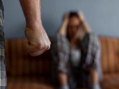 Culpar a la mujer y minimizar la violencia son ideas presentes en la sociedad dominicana