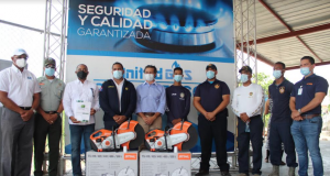 United Gas dona equipos de salvamentos al Cuerpo de Bomberos de la Zona turística en Punta Cana- Verón-Bávaro