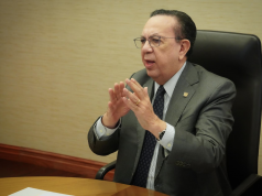 Gobernador Valdez Albizu resalta la capacidad de resiliencia de la economía dominicana Gobernador Valdez Albizu resalta la capacidad de resiliencia de la economía dominicana