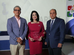 Reconocen a Amelia Reyes Mora por sus aportes a la comunicación en el sector salud Reconocen a Amelia