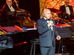 Martocci deslumbra en Altos de Chavón con su tributo a Frank Sinatra