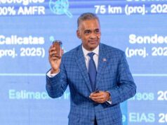 Ministro Santos presenta planes en sectores energético, minero e hidrocarburos en FILSD 2025