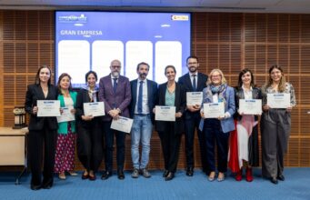 Banreservas recibe reconocimiento en Premio Corresponsables por sus prácticas de inclusión financiera