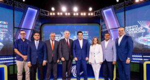 En el Foro de Inversión Turística 2025 ASONAHORES reconoce a David Collado por los logros del sector turismo en su gestión