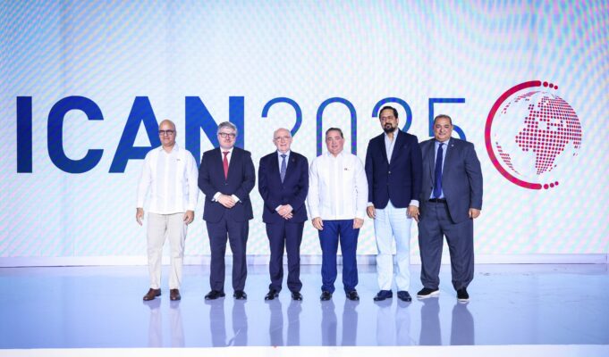 RD cierra el ICAN 2025 con 35 negociaciones y 20 instrumentos bilaterales firmados que impulsarán la conectividad aérea del país.