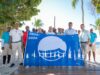 Casa de Campo Resort celebra con éxito el Izamiento de la Certificación “Bandera Azul” 2025-2026 en Playa Minitas
